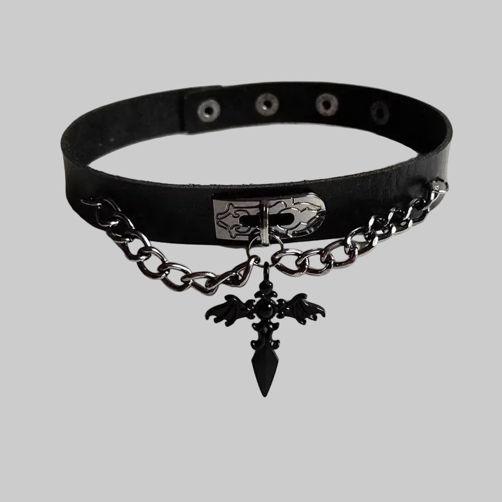 Black chocker